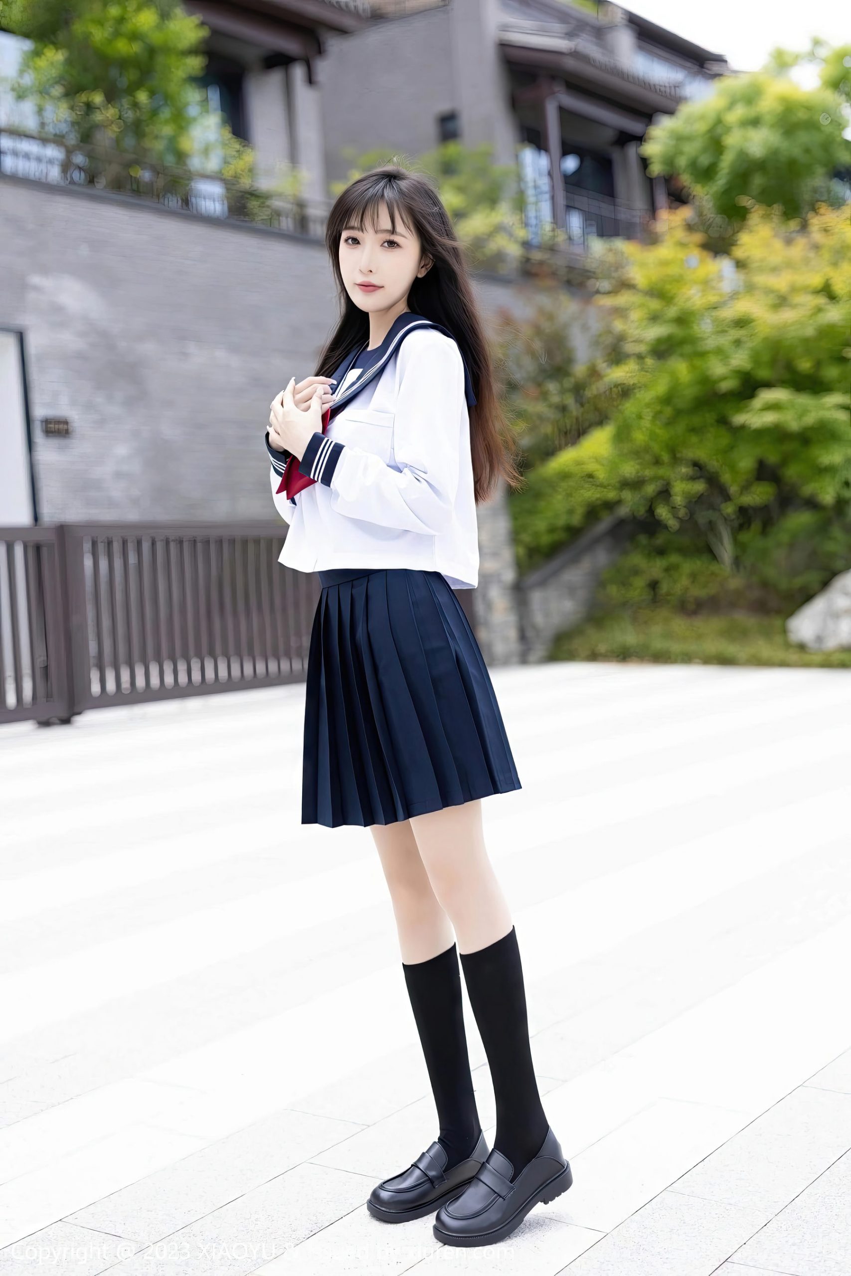 [XIAOYU语画界] Vol.1045 模特林星阑 – 学妹制服+黑色长筒袜贵州旅拍-小爱·美女部落