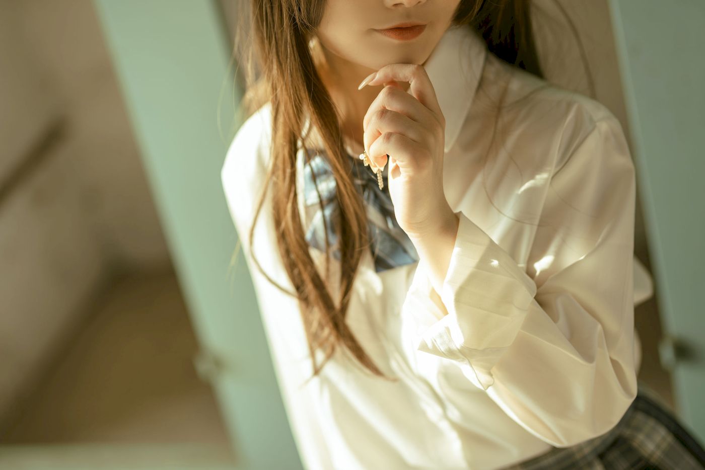 网络美女桃良阿宅白衬衫格子裙JK制服装扮私房写真-御萝部落-小爱·美女部落