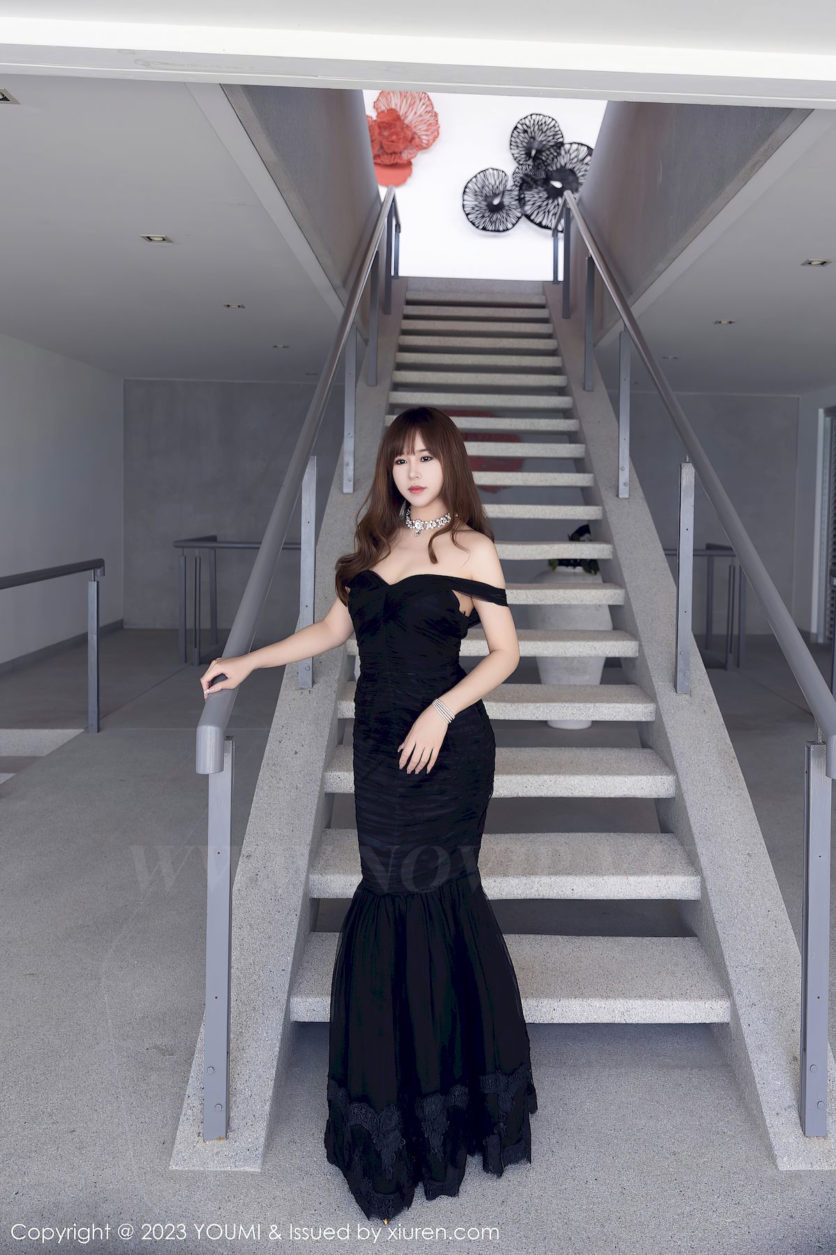 尤蜜荟美女模特icy猪黑色蕾丝服饰搭配魅惑黑丝泰国旅拍-御萝部落-小爱·美女部落