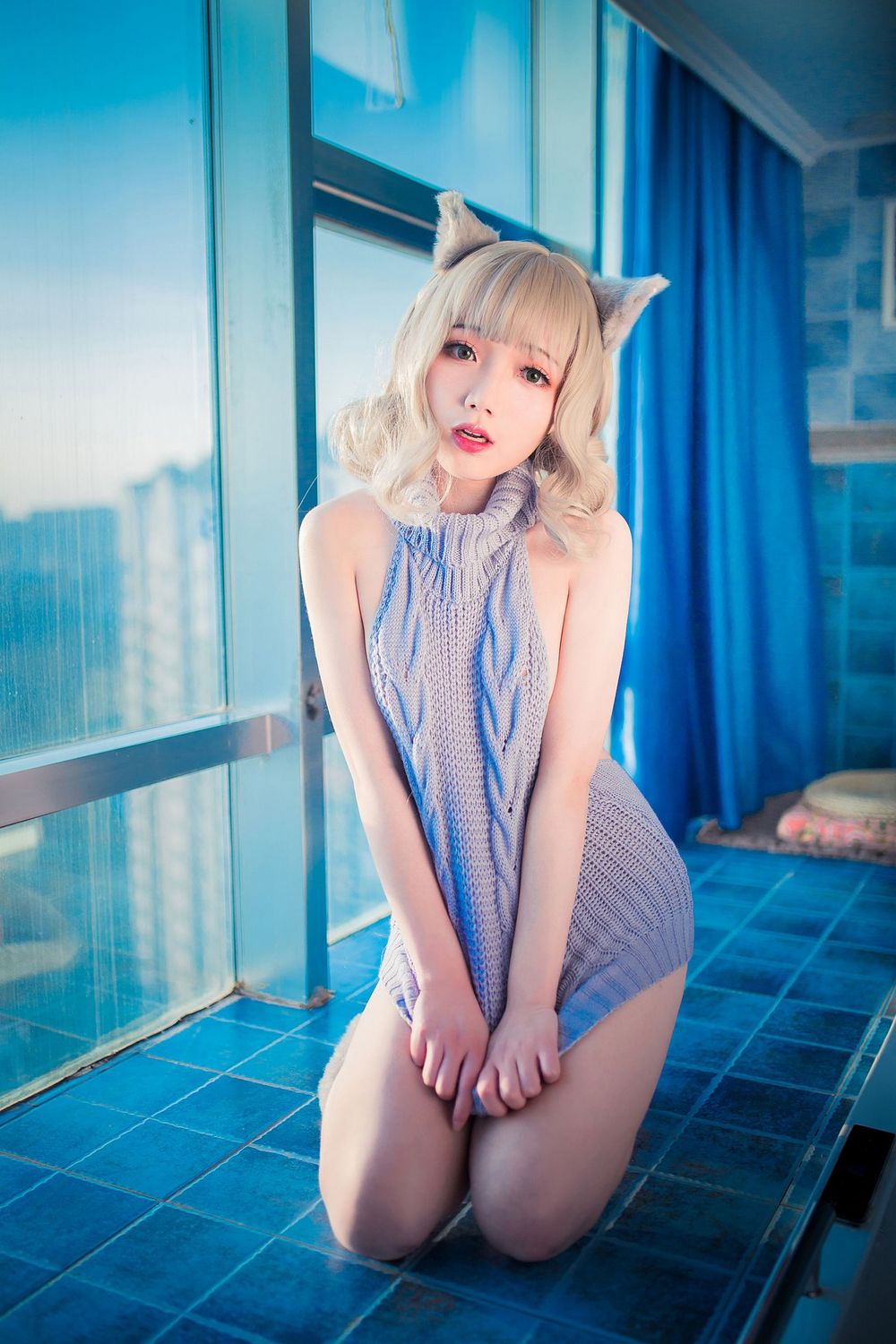萝莉萌妹子真央Mao露背毛衣秀完美身材猫女郎装扮性感写真-御萝部落-小爱·美女部落