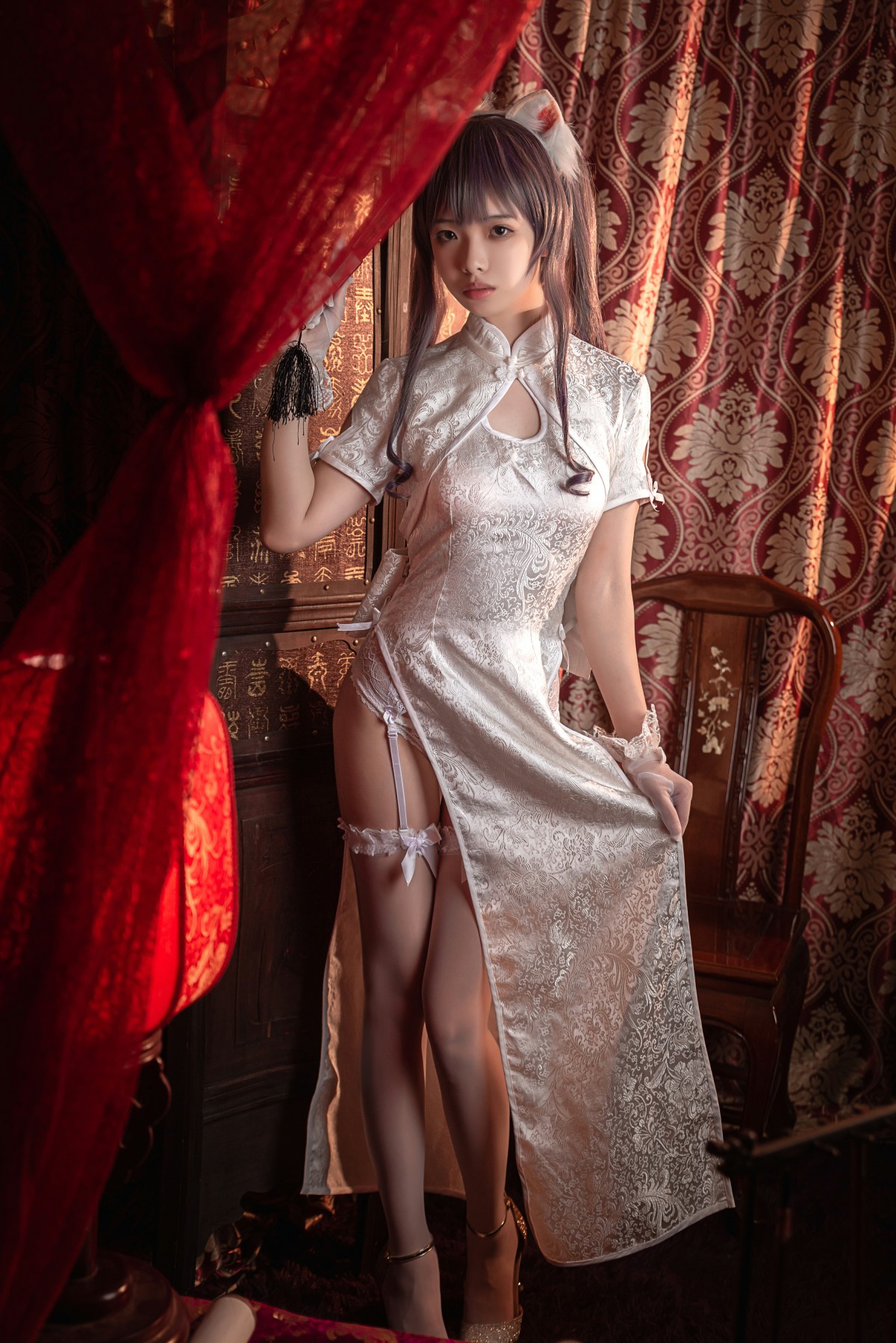 图片[11]-[Cosplay]雯妹不讲道理 – 旗袍白丝吊带袜 – COSPLAY-小爱·美女部落