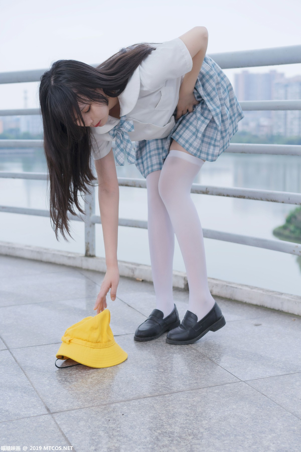 图片[2]-[喵糖映画]VOL.015 半度度度喵 白丝格子裙 – COSPLAY-小爱·美女部落