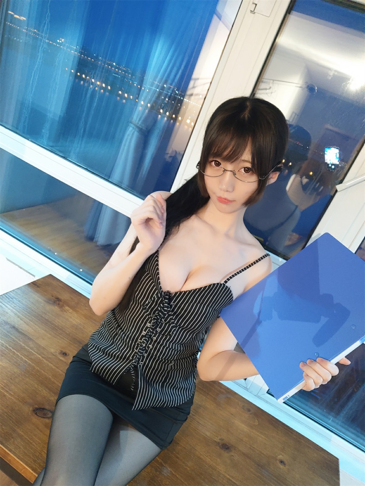 图片[4]-[Cosplay]NAGISA魔物喵–自摄系列 NO.001 专属秘书 – COSPLAY-小爱·美女部落