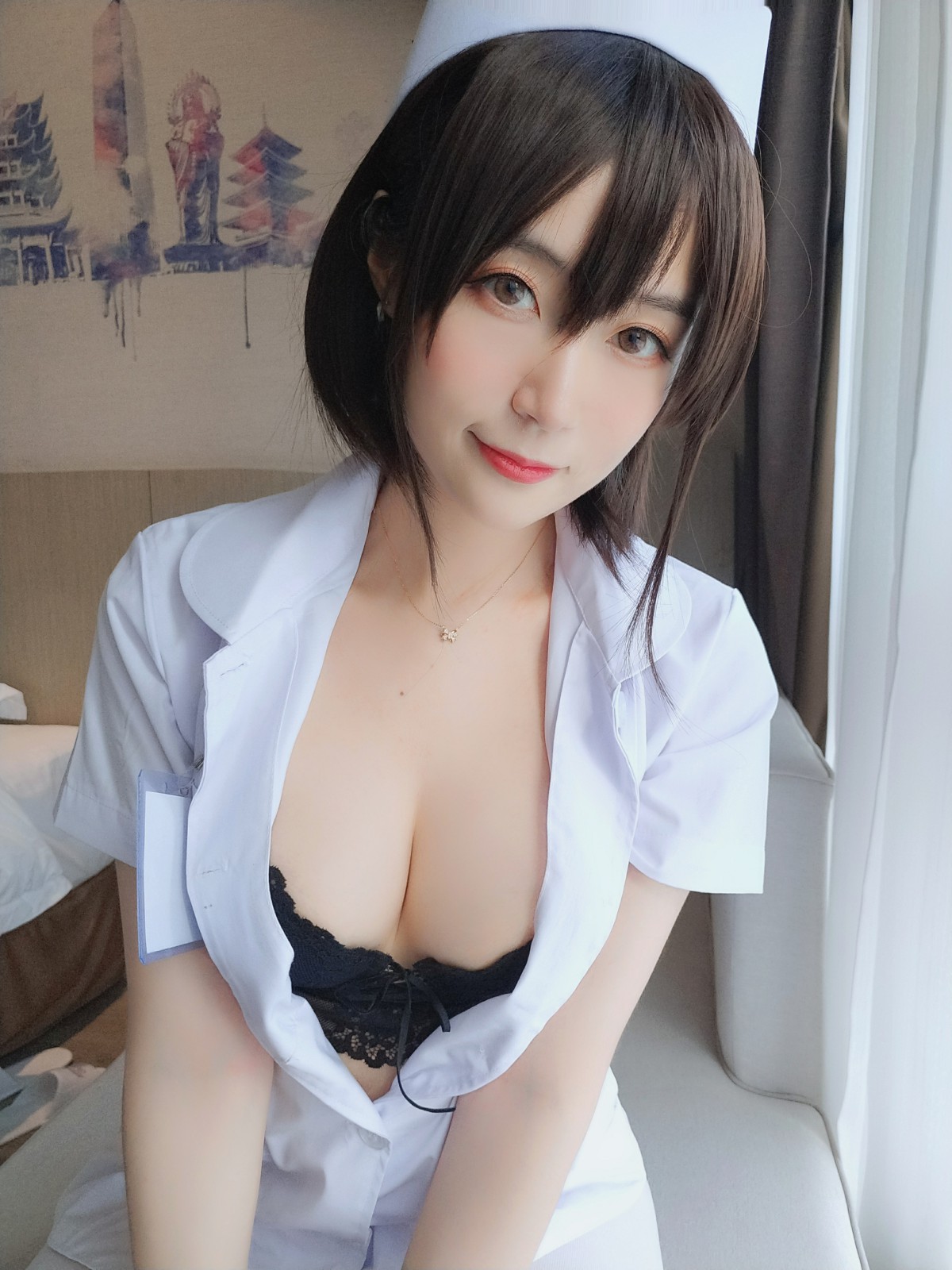 图片[3]-Coser小姐姐白银 – 短发小护士 – COSPLAY-小爱·美女部落