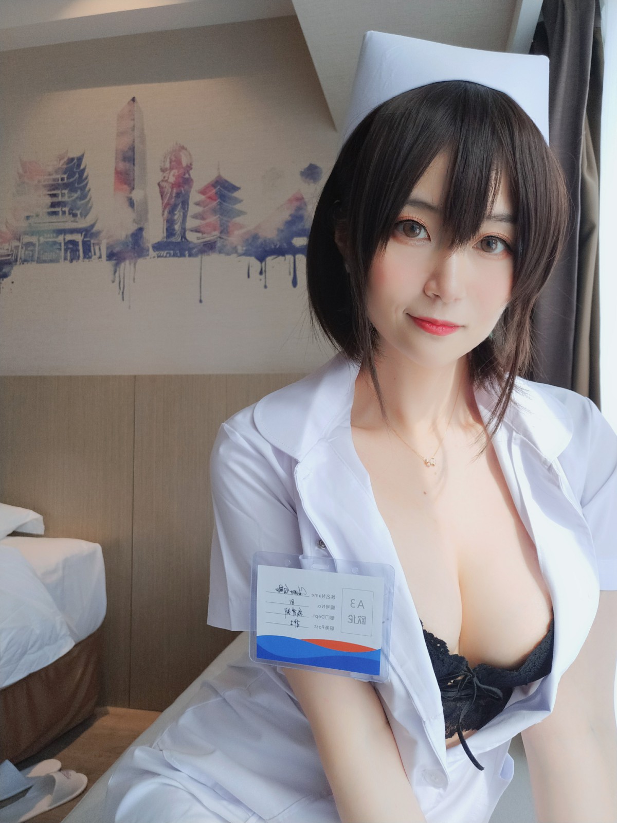 图片[32]-Coser小姐姐白银 – 短发小护士 – COSPLAY-小爱·美女部落
