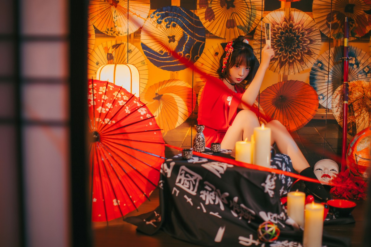 [Cosplay]疯猫ss -红色羽衣 – COSPLAY-小爱·美女部落