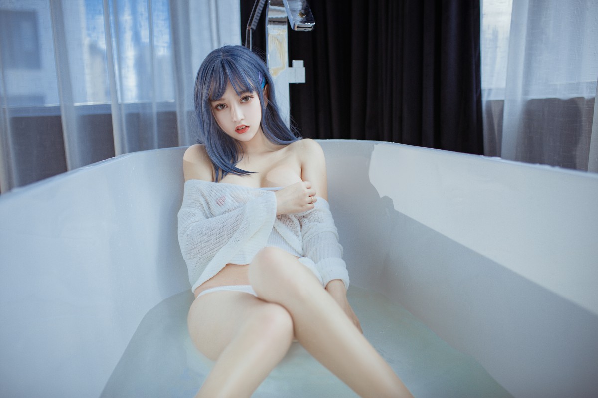 图片[8]-[Cosplay]过期米线线喵 – 浴缸 – COSPLAY-小爱·美女部落