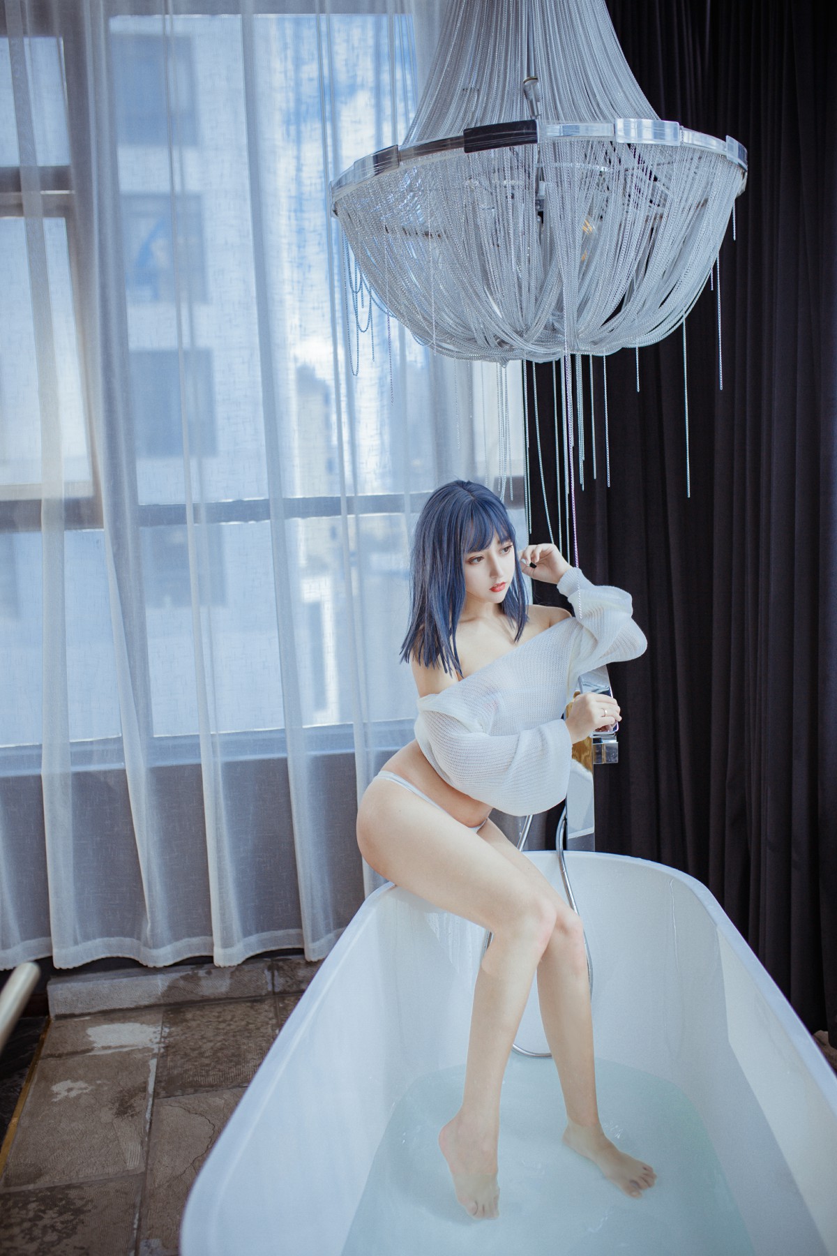 图片[20]-[Cosplay]过期米线线喵 – 浴缸 – COSPLAY-小爱·美女部落
