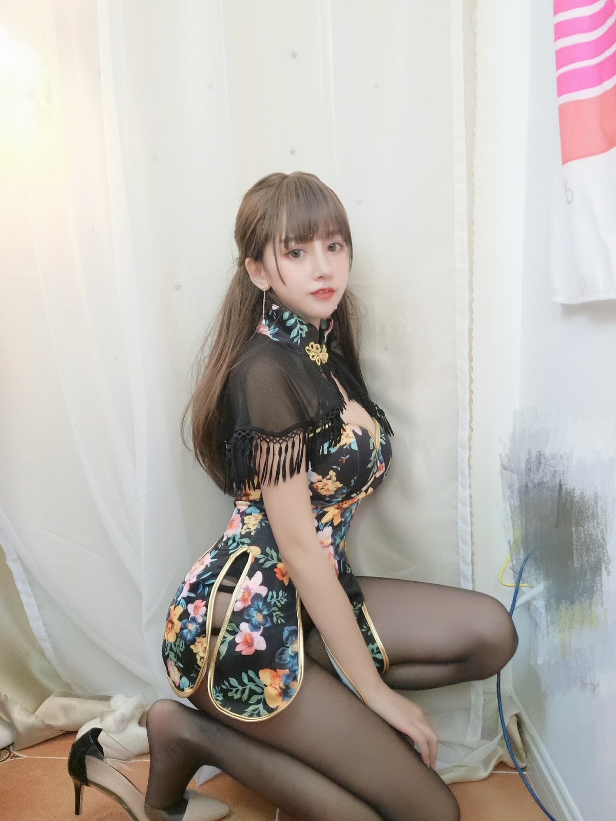 图片[7]-[Cosplay]过期米线线喵 – 披肩 – COSPLAY-小爱·美女部落
