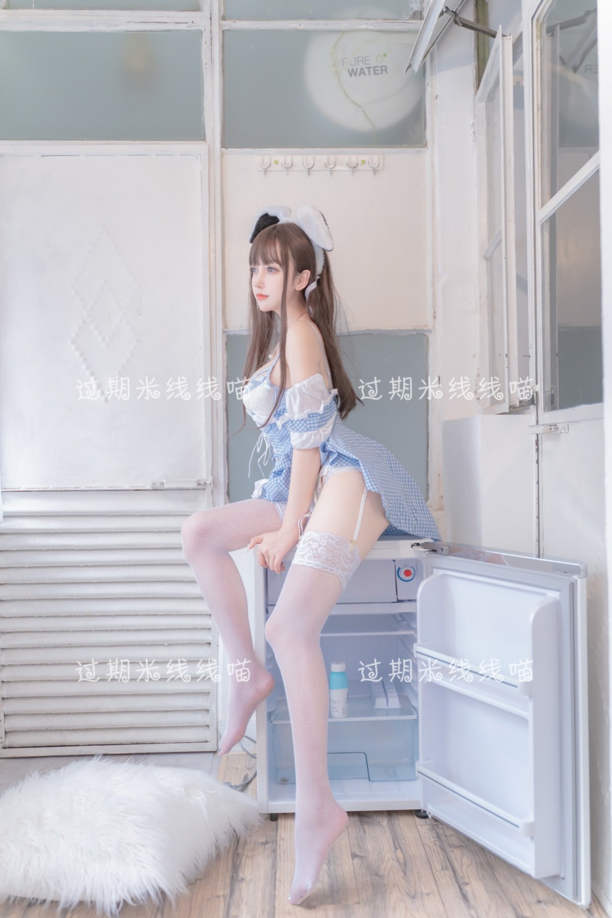 图片[24]-[Cosplay]过期米线线喵 – 蓝白 – COSPLAY-小爱·美女部落