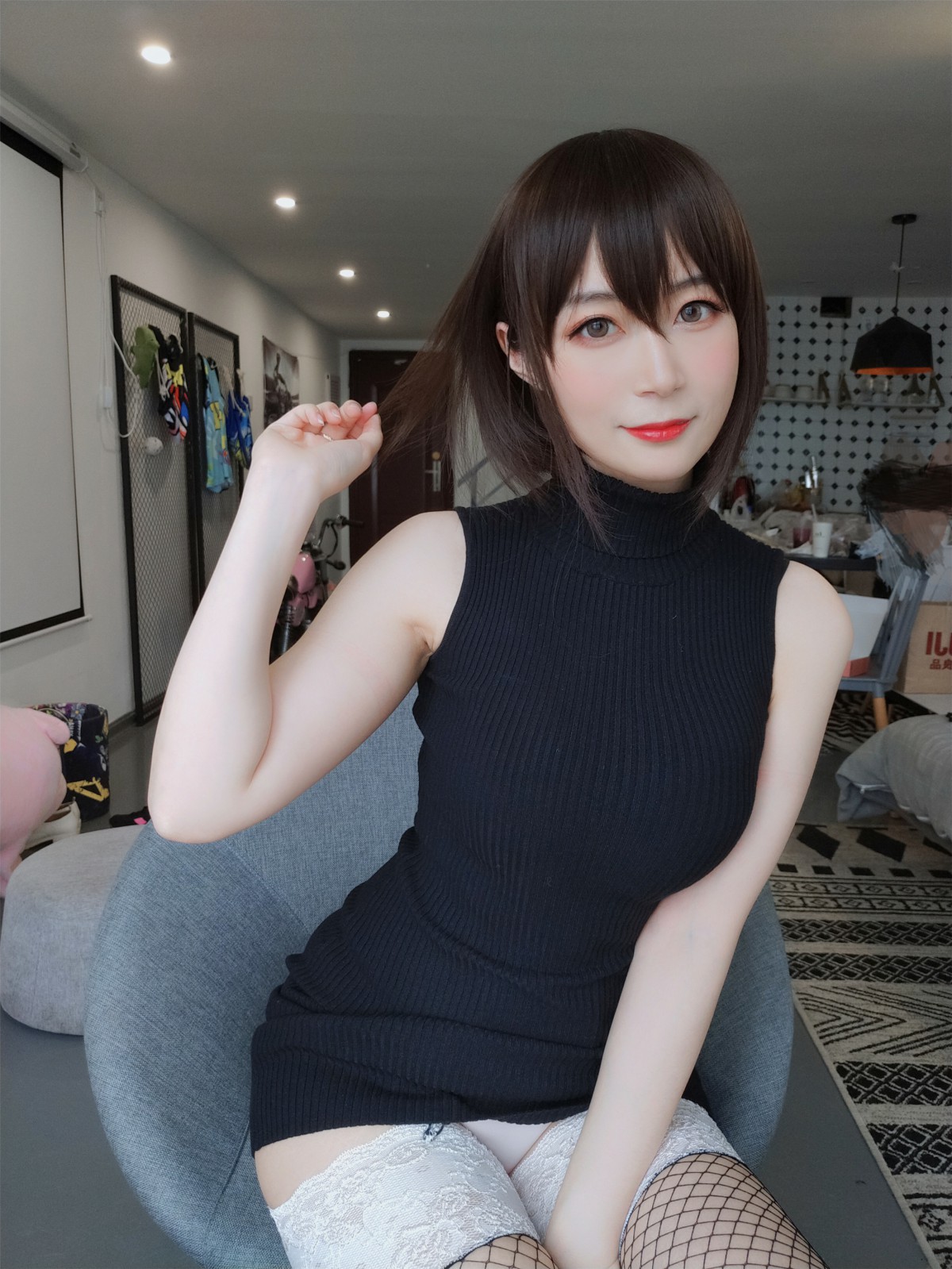图片[2]-Coser小姐姐白银 – 黑色包臀裙 – COSPLAY-小爱·美女部落