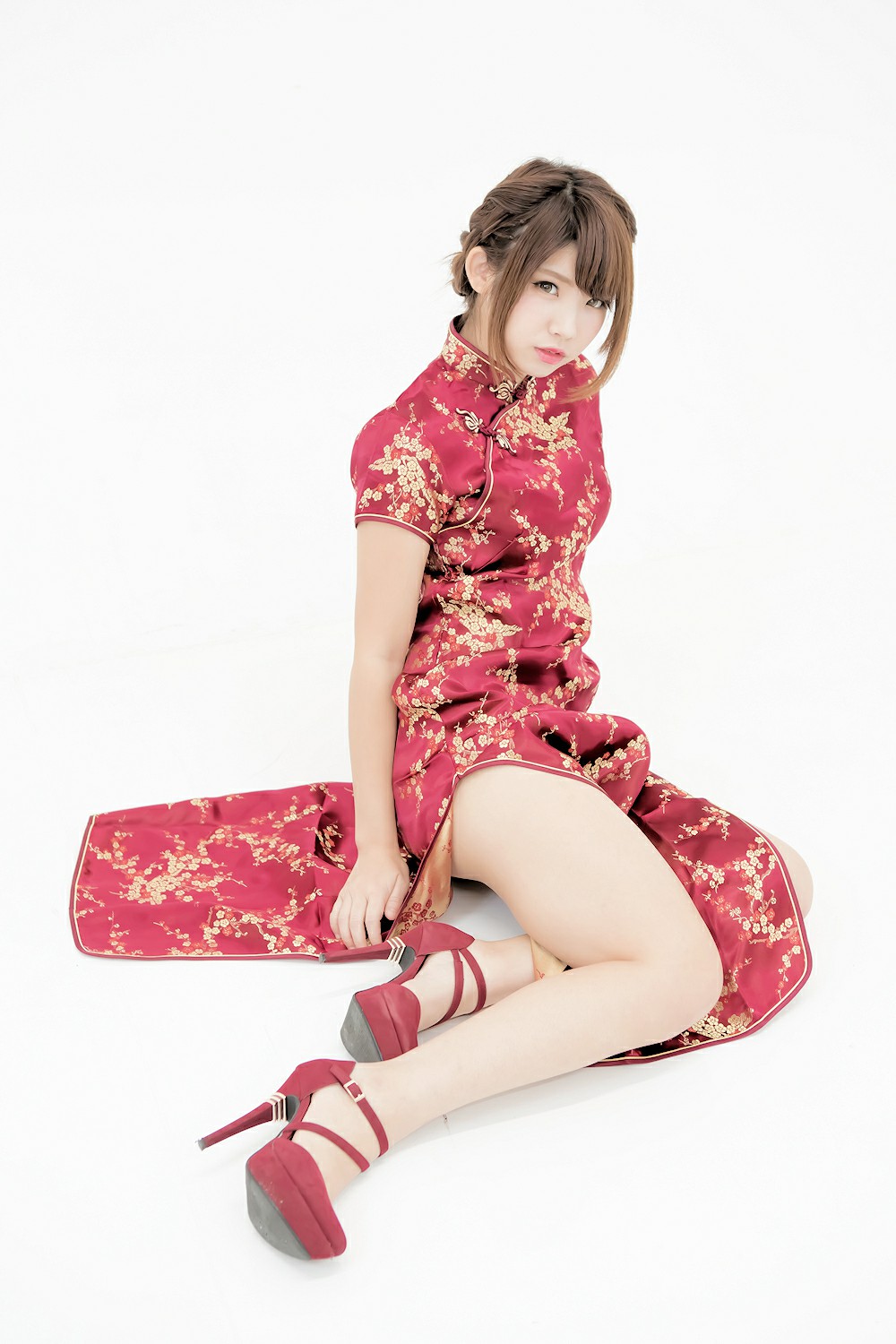 图片[8]-中華娘娘之红色旗袍与美腿高跟 – COSPLAY-小爱·美女部落