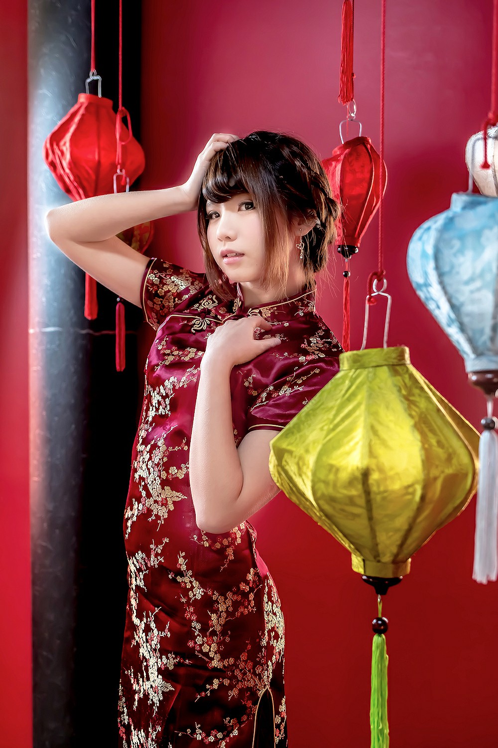 图片[16]-中華娘娘之红色旗袍与美腿高跟 – COSPLAY-小爱·美女部落