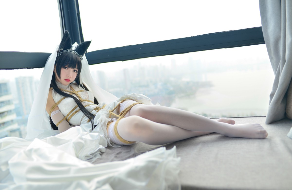 图片[36]-Cos小姐姐雪琪- 爱宕高跟美腿与婚纱 – COSPLAY-小爱·美女部落