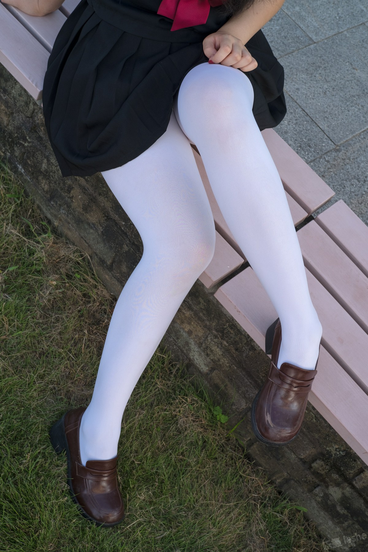图片[32]-[森萝财团]萝莉丝足写真 Free-003 – COSPLAY-小爱·美女部落