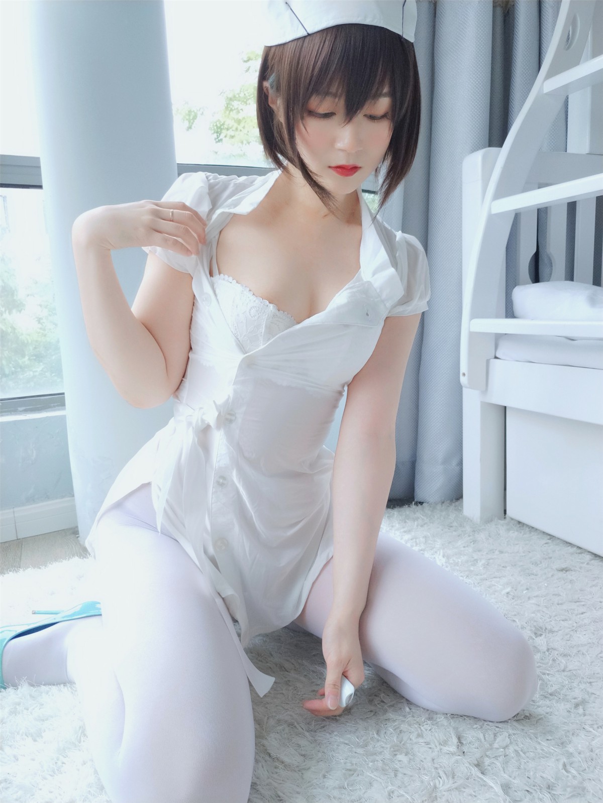 图片[24]-Coser小姐姐白银 – 白丝小护士 – COSPLAY-小爱·美女部落