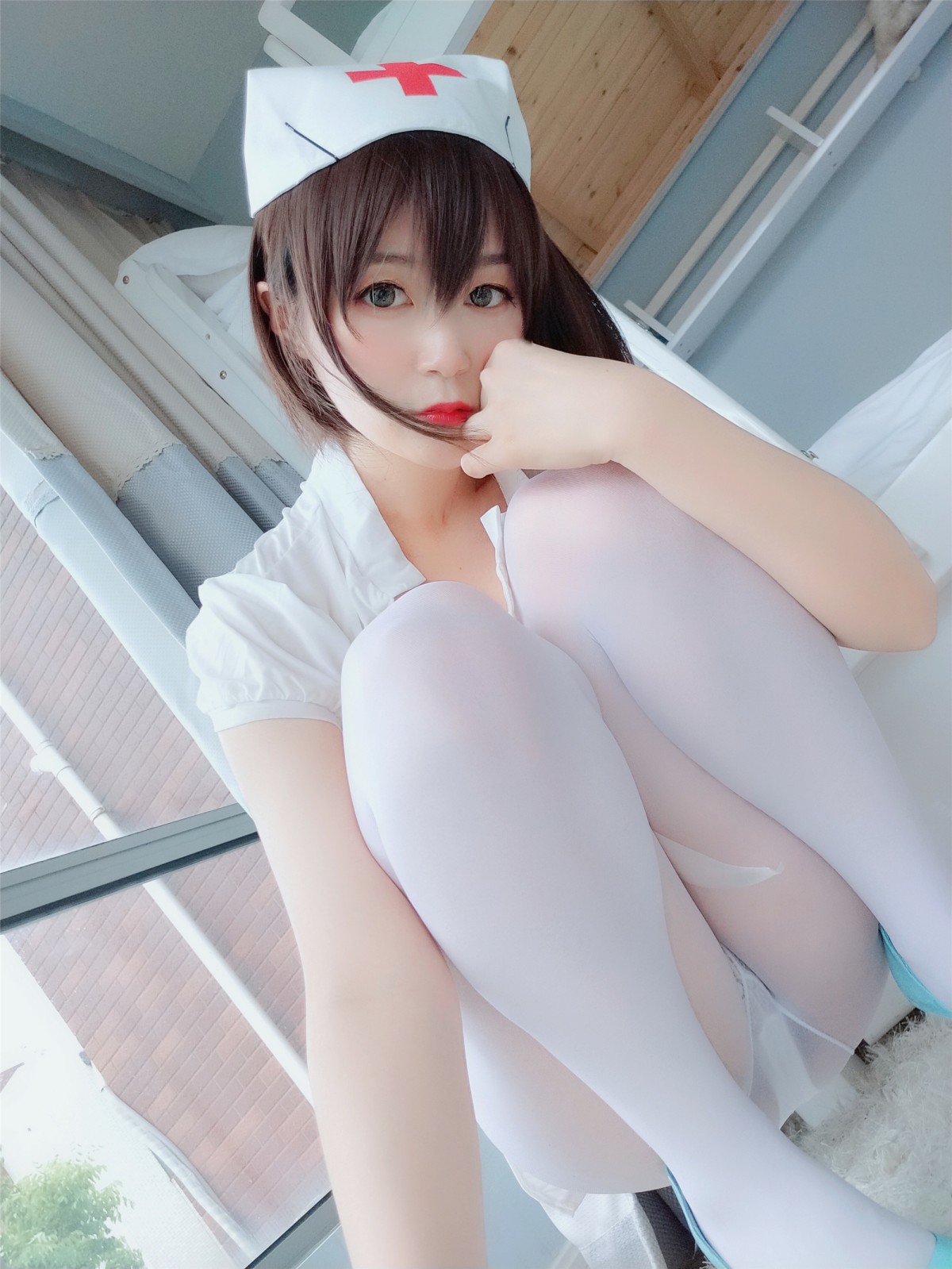 图片[21]-Coser小姐姐白银 – 白丝小护士 – COSPLAY-小爱·美女部落