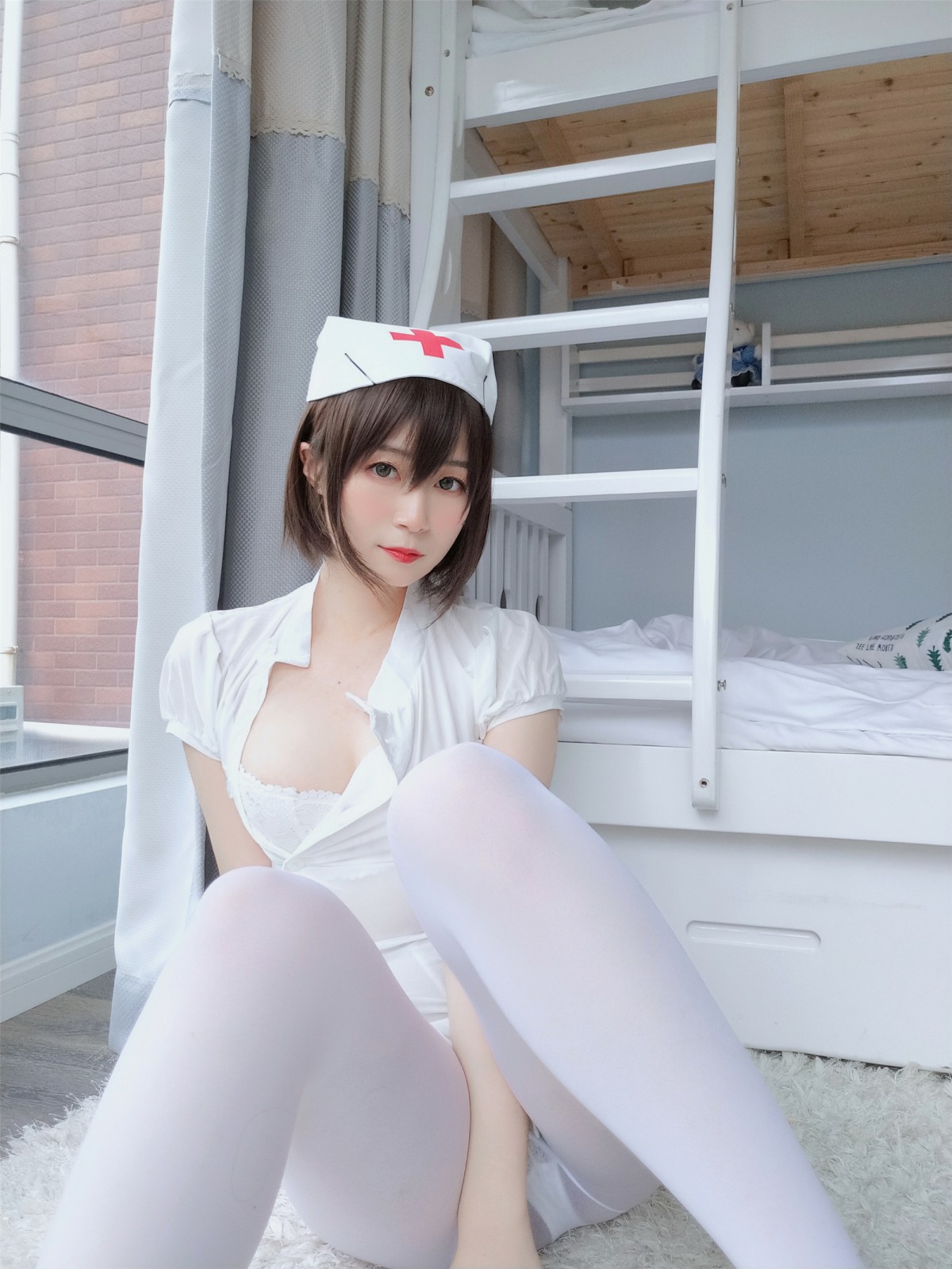 图片[38]-Coser小姐姐白银 – 白丝小护士 – COSPLAY-小爱·美女部落