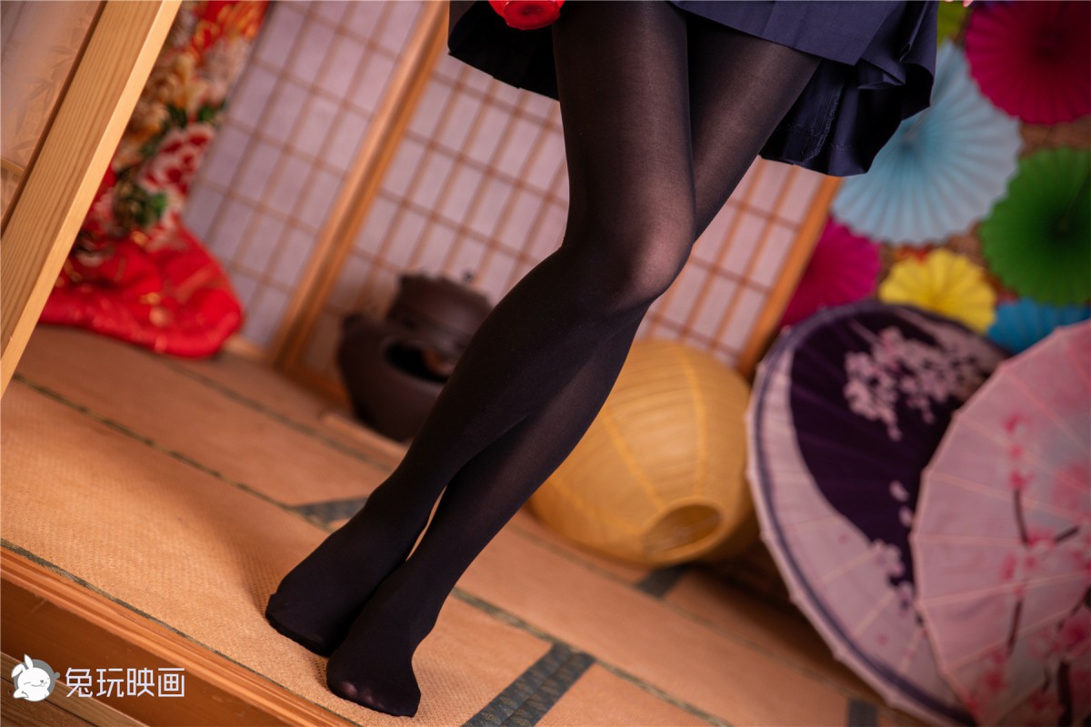 图片[6]-兔玩映画系列 Vol.053 冬天里的黑丝JK裙_ – COSPLAY-小爱·美女部落