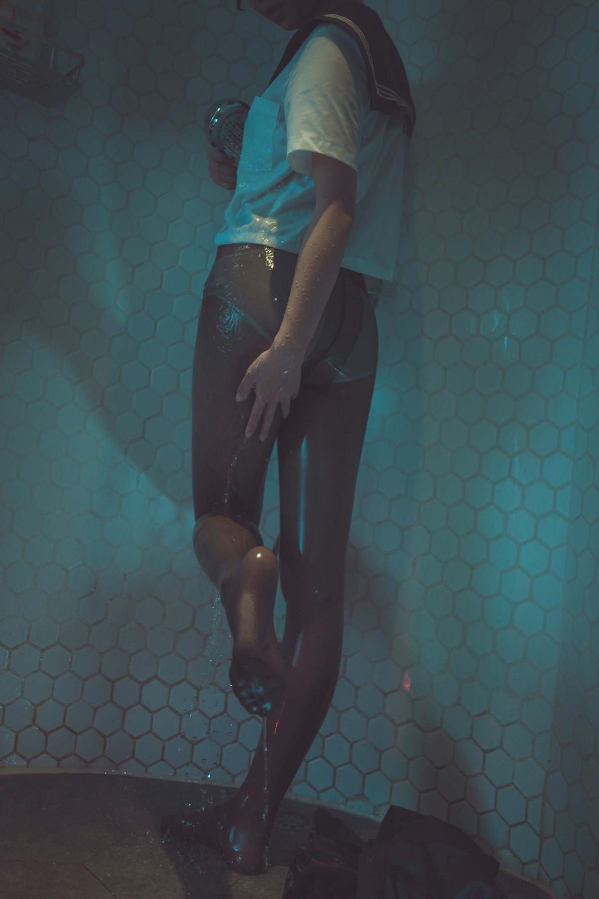 图片[21]-[Cosplay]面饼仙儿 – 脑内少女 浴缸黑丝 – COSPLAY-小爱·美女部落