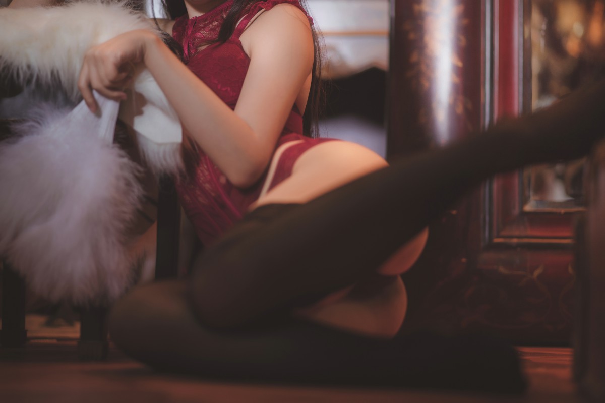 图片[13]-[Cosplay]面饼仙儿 – 脑内少女 红色束衣 – COSPLAY-小爱·美女部落