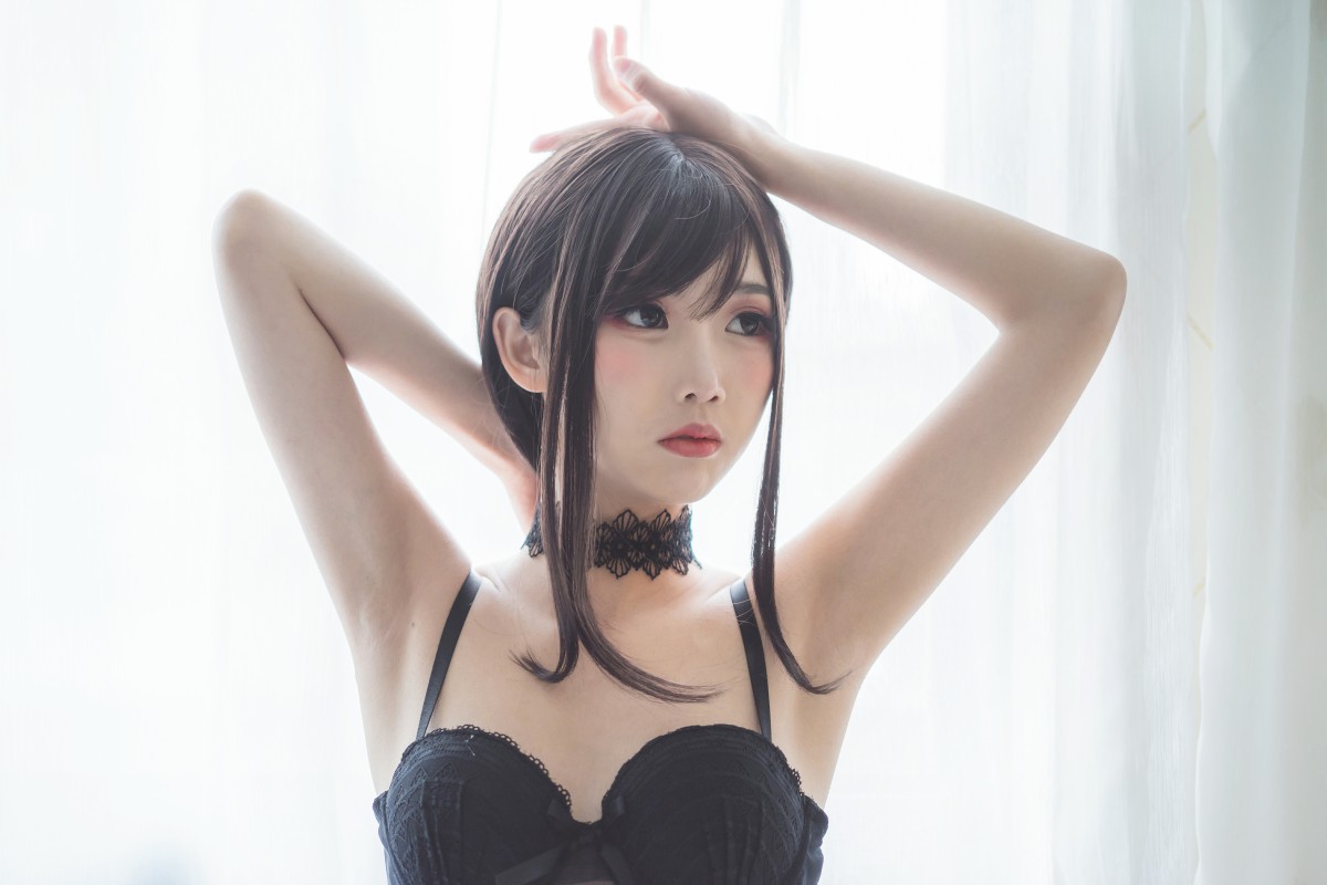 图片[6]-[Cosplay]面饼仙儿 – 脑内少女 黑色束衣 – COSPLAY-小爱·美女部落