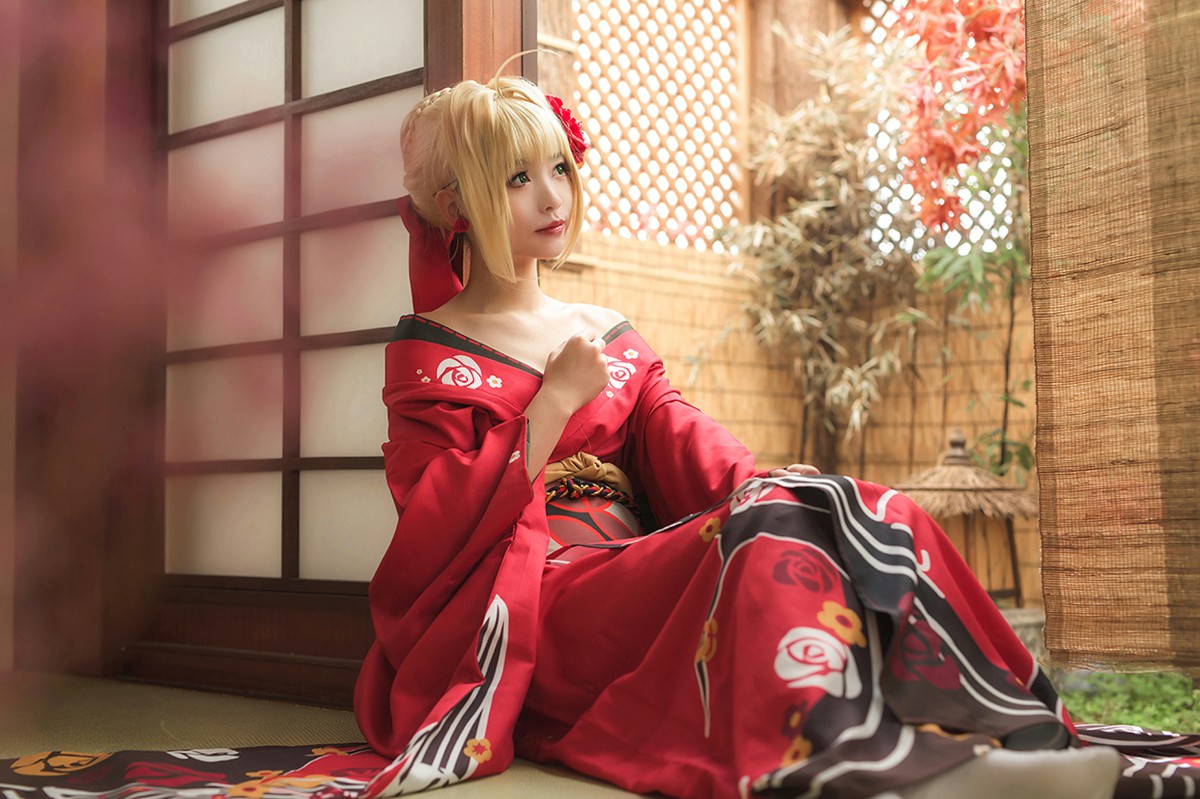 图片[8]-[Cosplay]拜见女王陛下 – COSPLAY-小爱·美女部落