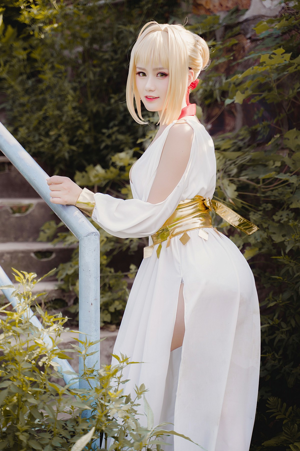 图片[8]-甜美女神 白裙飘逸难以抵挡的诱惑 – COSPLAY-小爱·美女部落
