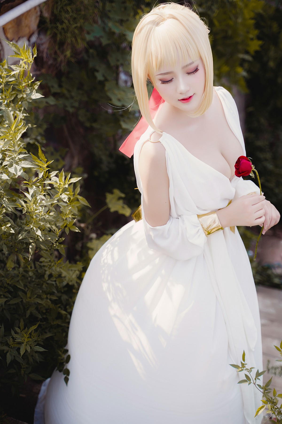图片[13]-甜美女神 白裙飘逸难以抵挡的诱惑 – COSPLAY-小爱·美女部落