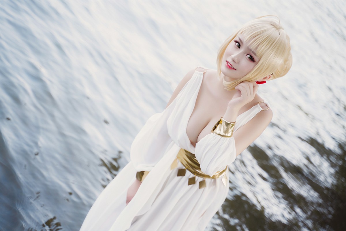图片[26]-甜美女神 白裙飘逸难以抵挡的诱惑 – COSPLAY-小爱·美女部落