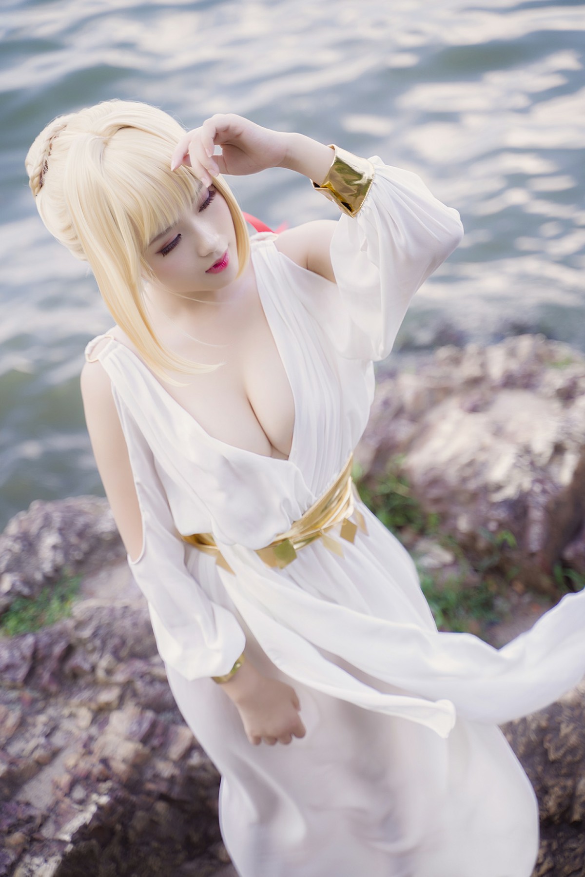 图片[30]-甜美女神 白裙飘逸难以抵挡的诱惑 – COSPLAY-小爱·美女部落