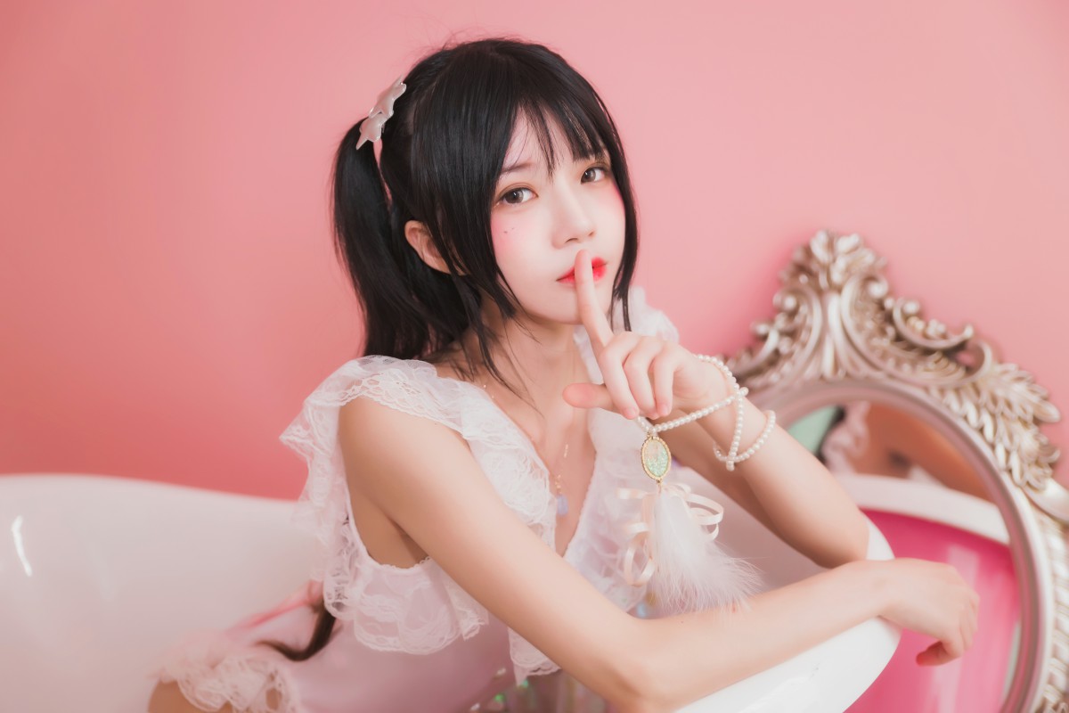 图片[23]-萝莉风COS 桜桃喵 –粉色浴缸 – COSPLAY-小爱·美女部落