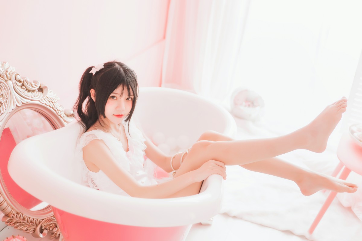 图片[26]-萝莉风COS 桜桃喵 –粉色浴缸 – COSPLAY-小爱·美女部落