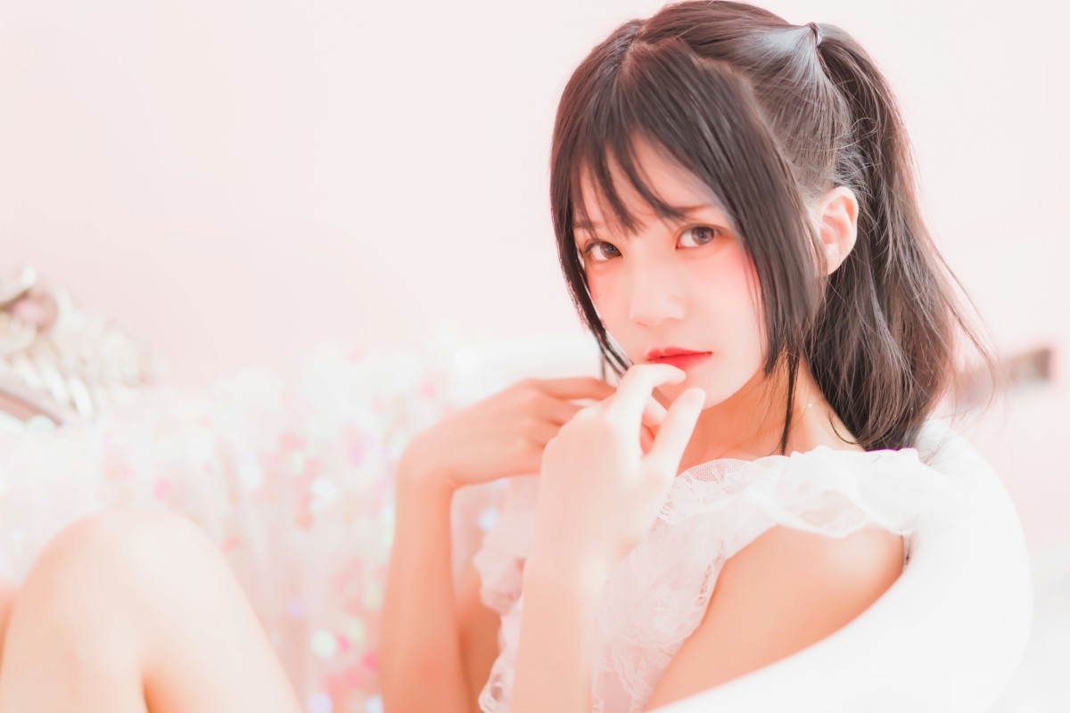 图片[35]-萝莉风COS 桜桃喵 –粉色浴缸 – COSPLAY-小爱·美女部落