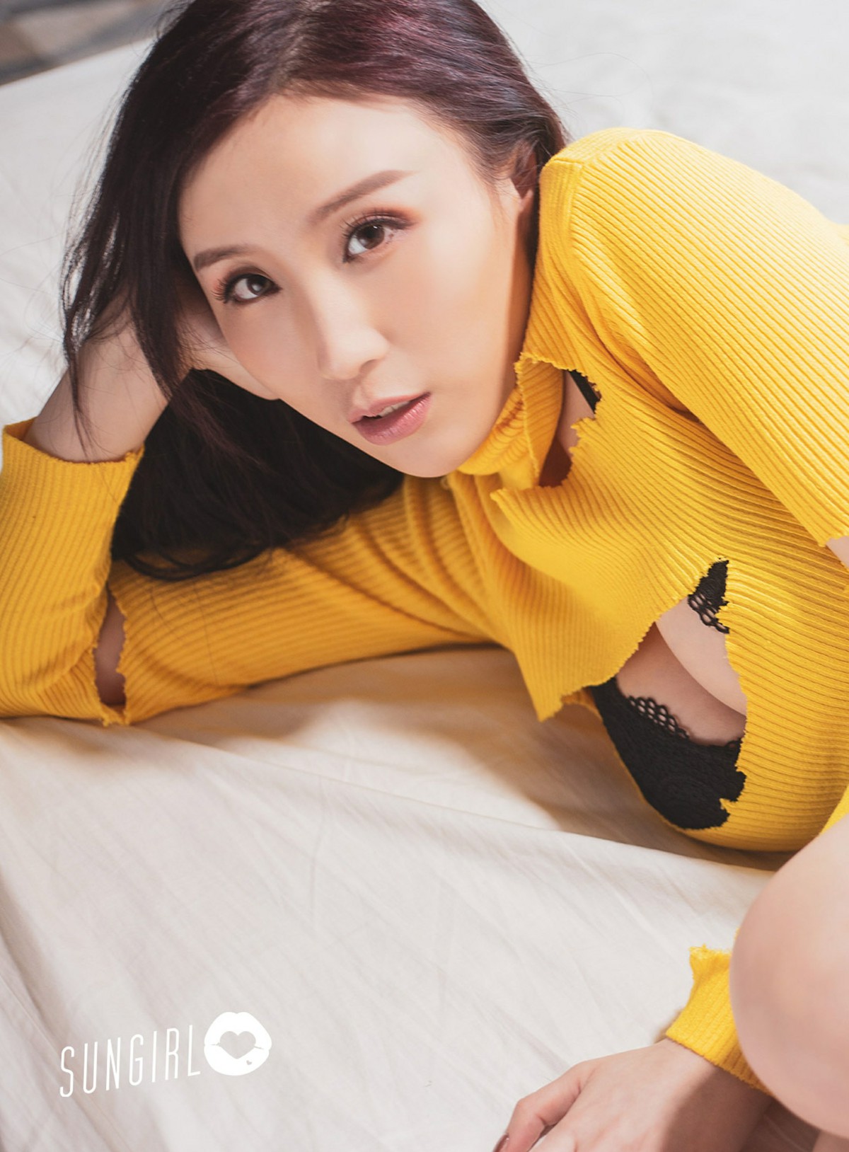 图片[2]-[SUNGIRL阳光宝贝]NO.007 黄色诱惑！蔓蔓恋上你写真 黄蔓蔓Irenea – COSPLAY-小爱·美女部落