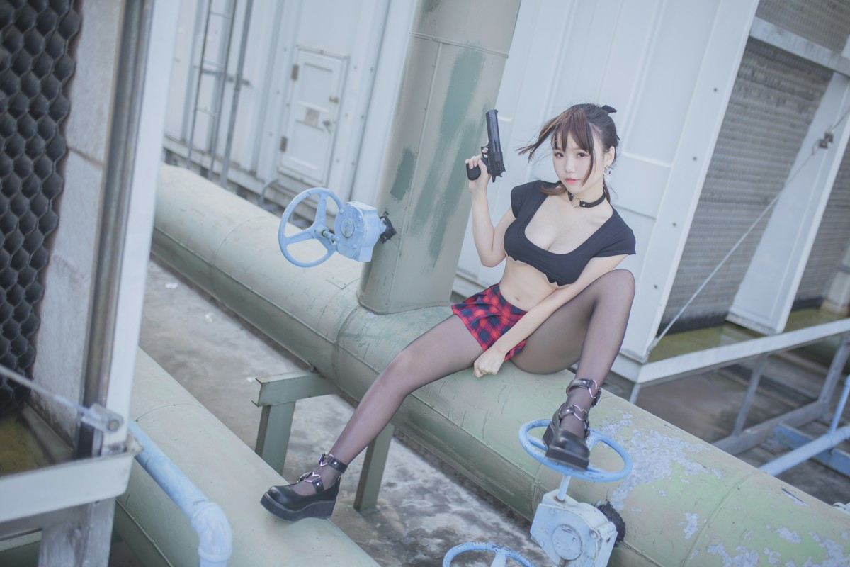 图片[14]-性感人气COSER Yoko宅夏Cos – 红色格子 – COSPLAY-小爱·美女部落