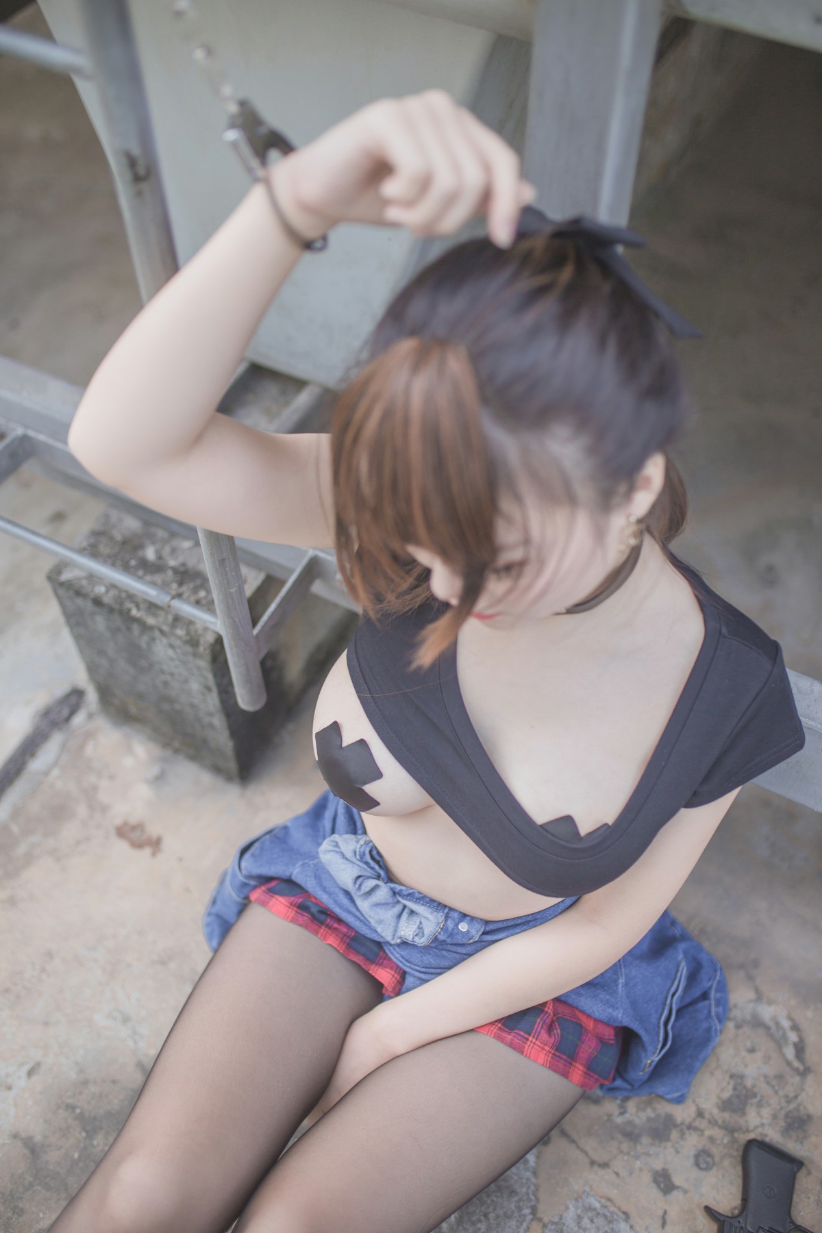 图片[27]-性感人气COSER Yoko宅夏Cos – 红色格子 – COSPLAY-小爱·美女部落