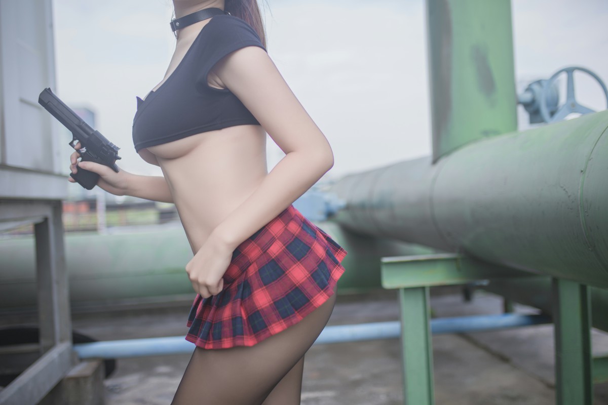 图片[31]-性感人气COSER Yoko宅夏Cos – 红色格子 – COSPLAY-小爱·美女部落