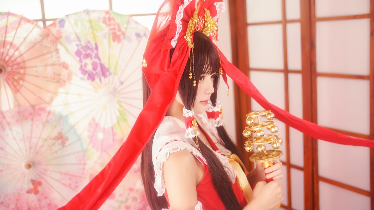 图片[2]-萝莉风COS 桜桃喵 – 灵梦 新年快乐 – COSPLAY-小爱·美女部落