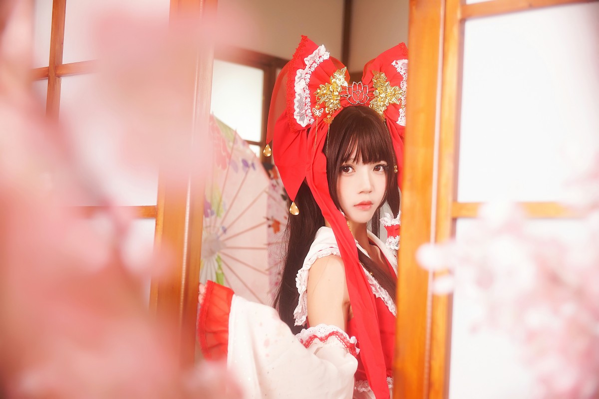 图片[10]-萝莉风COS 桜桃喵 – 灵梦 新年快乐 – COSPLAY-小爱·美女部落
