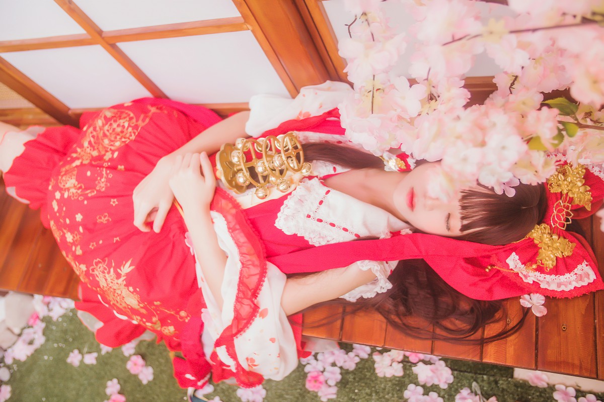 图片[42]-萝莉风COS 桜桃喵 – 灵梦 新年快乐 – COSPLAY-小爱·美女部落