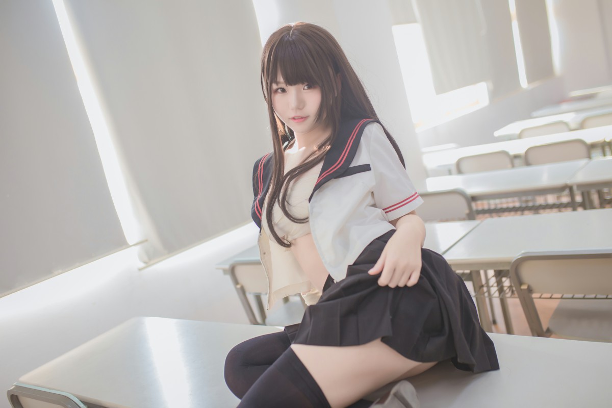 性感人气COSER Yoko宅夏Cos – 黑丝JK – COSPLAY-小爱·美女部落