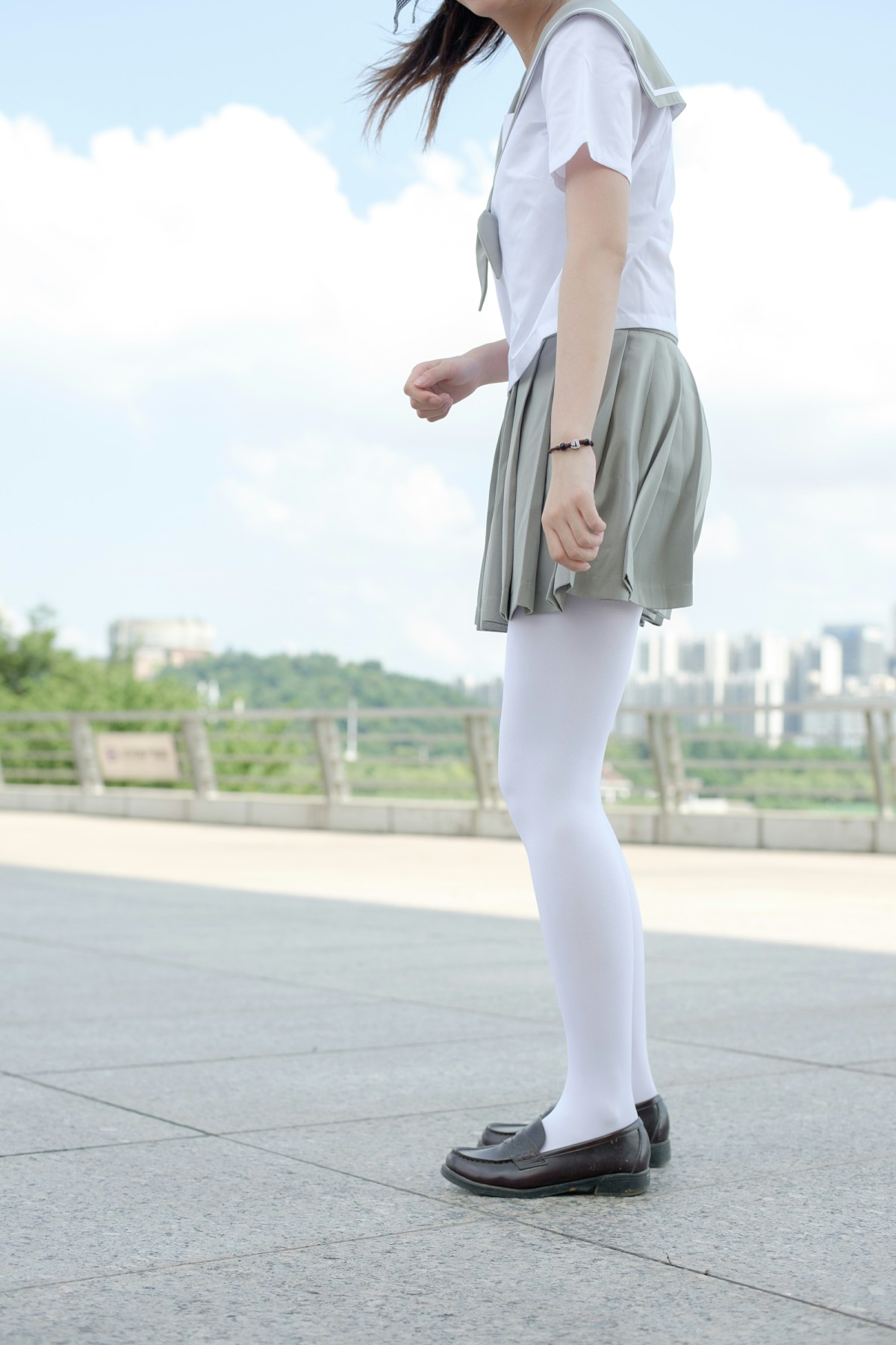 图片[4]-[森萝财团]R15-026JK白丝户外 – COSPLAY-小爱·美女部落