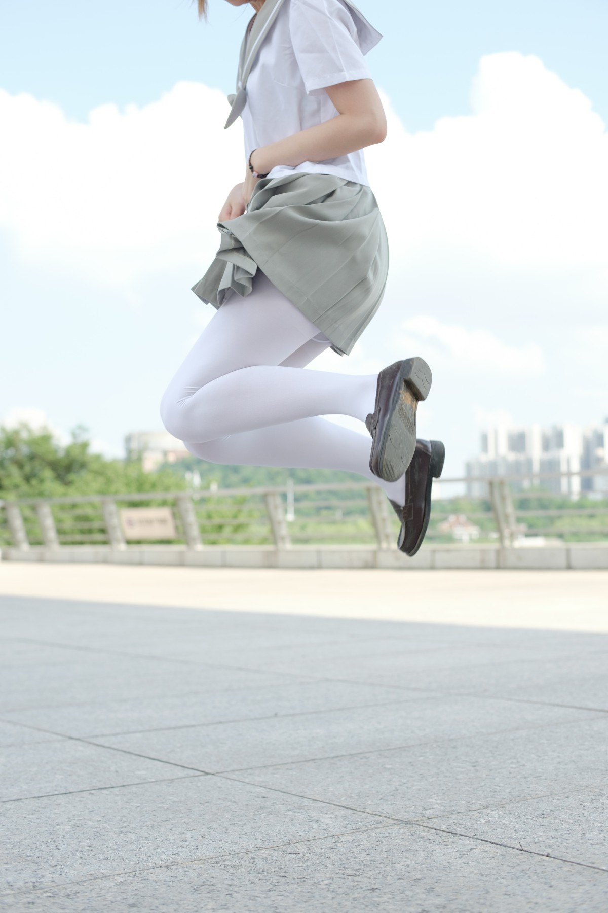 图片[5]-[森萝财团]R15-026JK白丝户外 – COSPLAY-小爱·美女部落