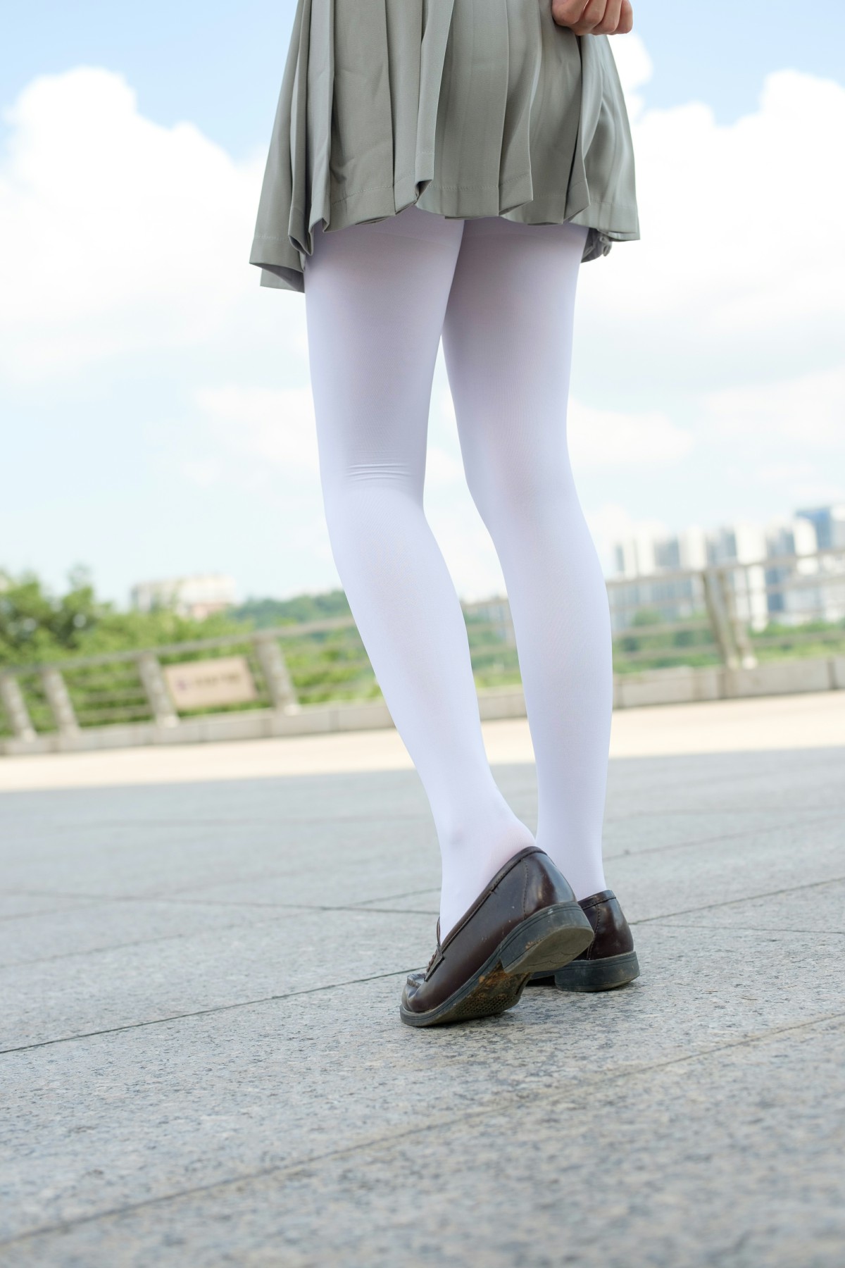图片[6]-[森萝财团]R15-026JK白丝户外 – COSPLAY-小爱·美女部落