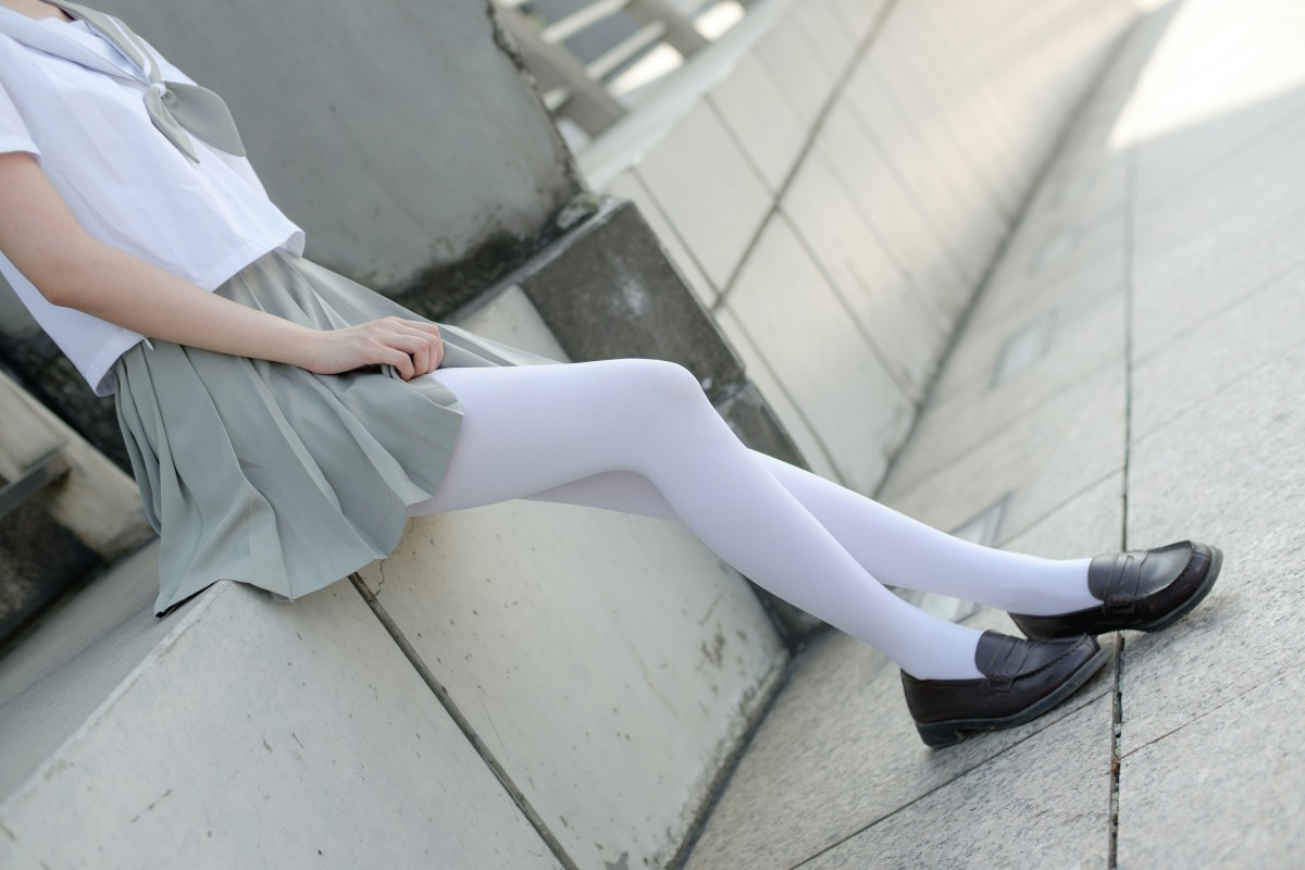 图片[32]-[森萝财团]R15-026JK白丝户外 – COSPLAY-小爱·美女部落