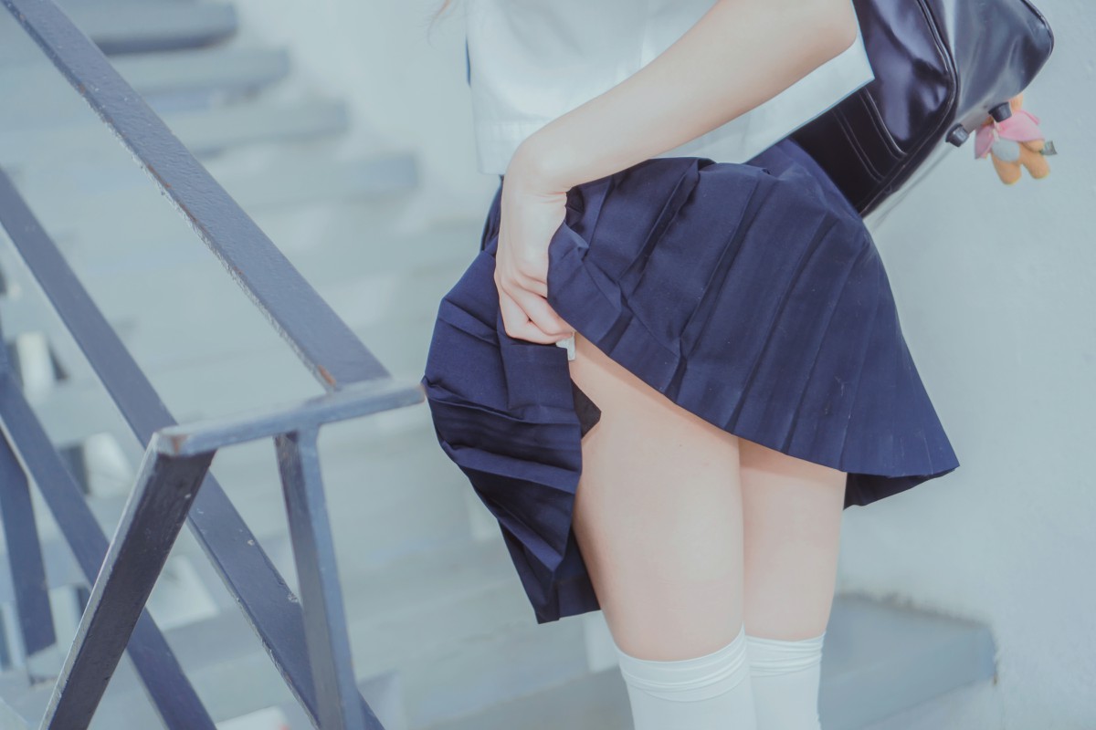 图片[7]-萝莉风COS 桜桃喵 – 蓝白水手服 – COSPLAY-小爱·美女部落