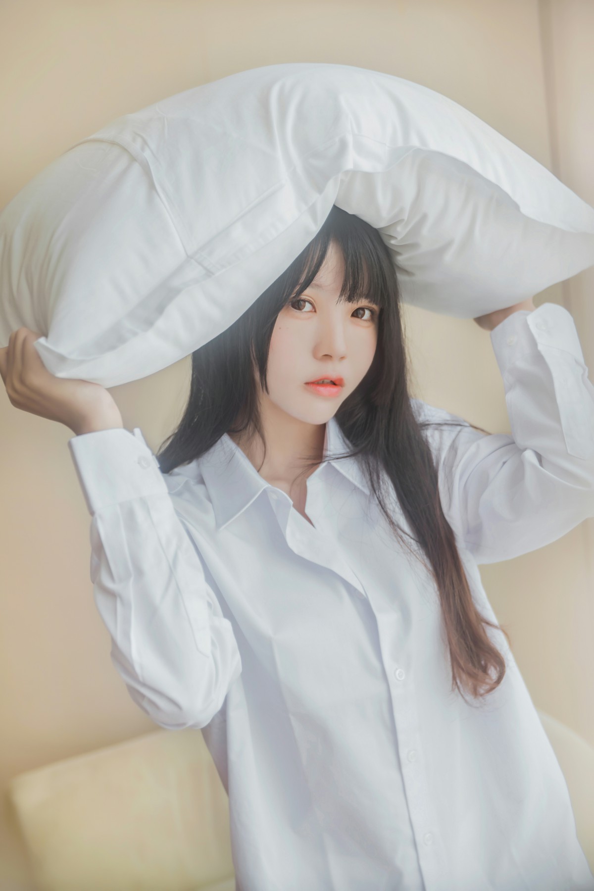 图片[9]-萝莉风COS 桜桃喵 – 白衬衫散发 – COSPLAY-小爱·美女部落