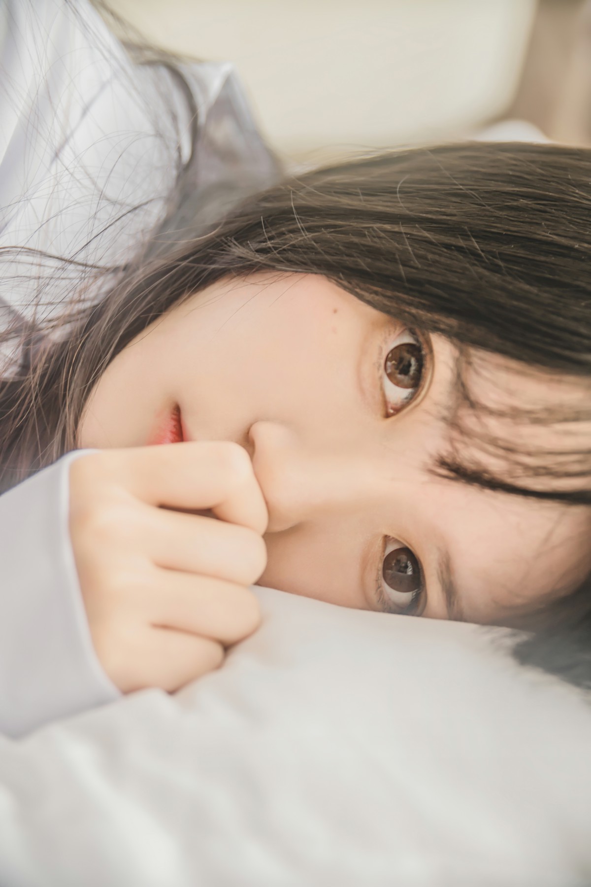 图片[15]-萝莉风COS 桜桃喵 – 白衬衫散发 – COSPLAY-小爱·美女部落