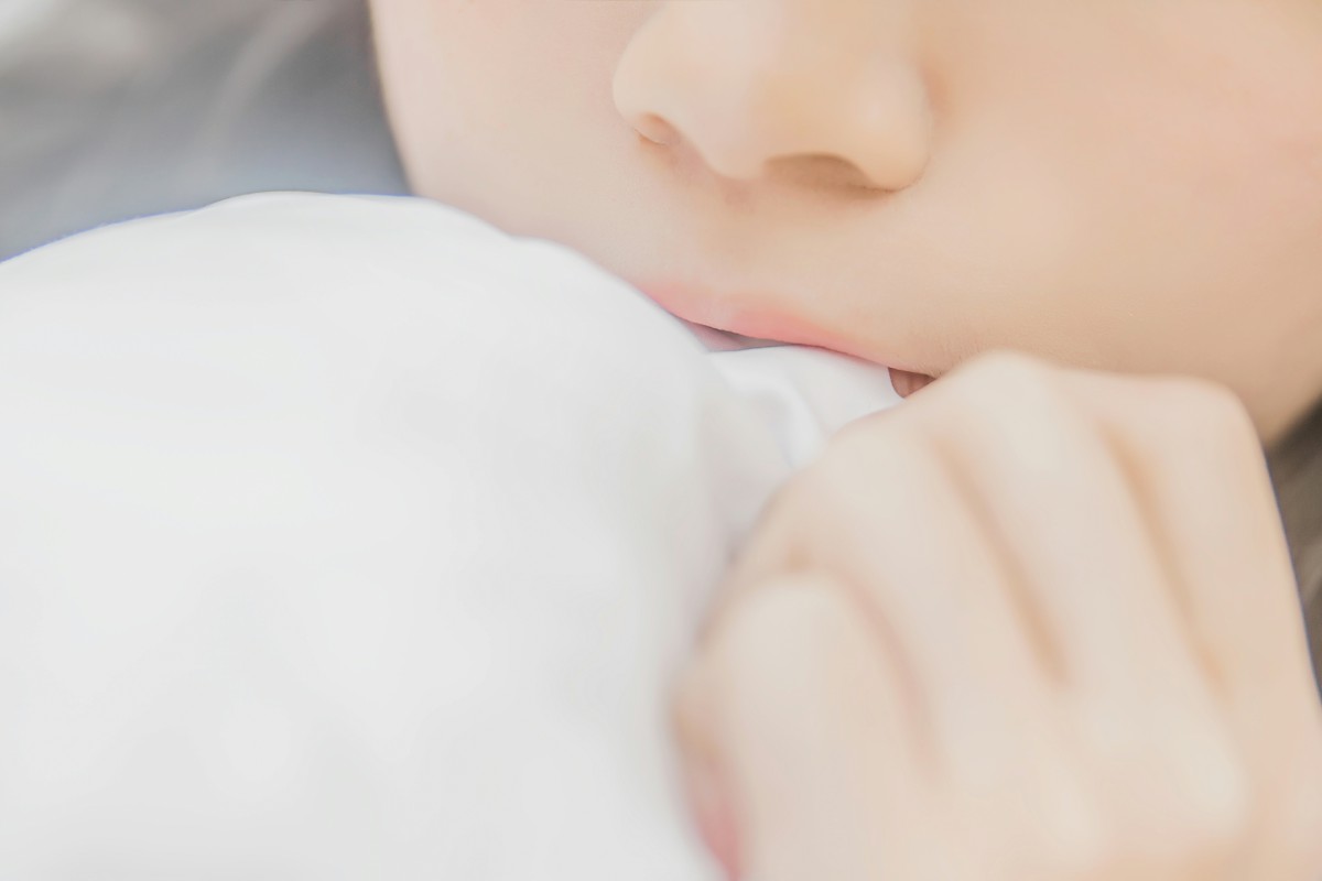 图片[21]-萝莉风COS 桜桃喵 – 白衬衫散发 – COSPLAY-小爱·美女部落